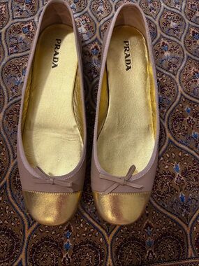 Prada Beige and Gold Cap-toe Ballet Flats with Bow size 40